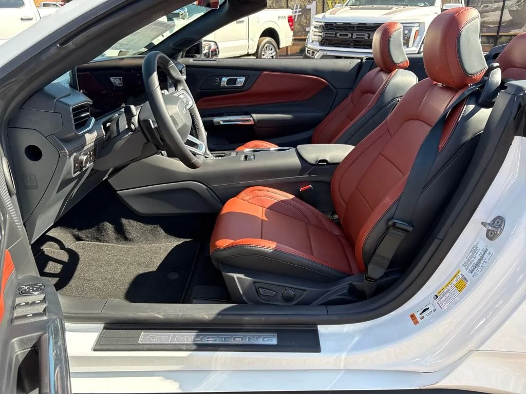 New 2025 Oxford White Ford GT Premium Convertible image 9