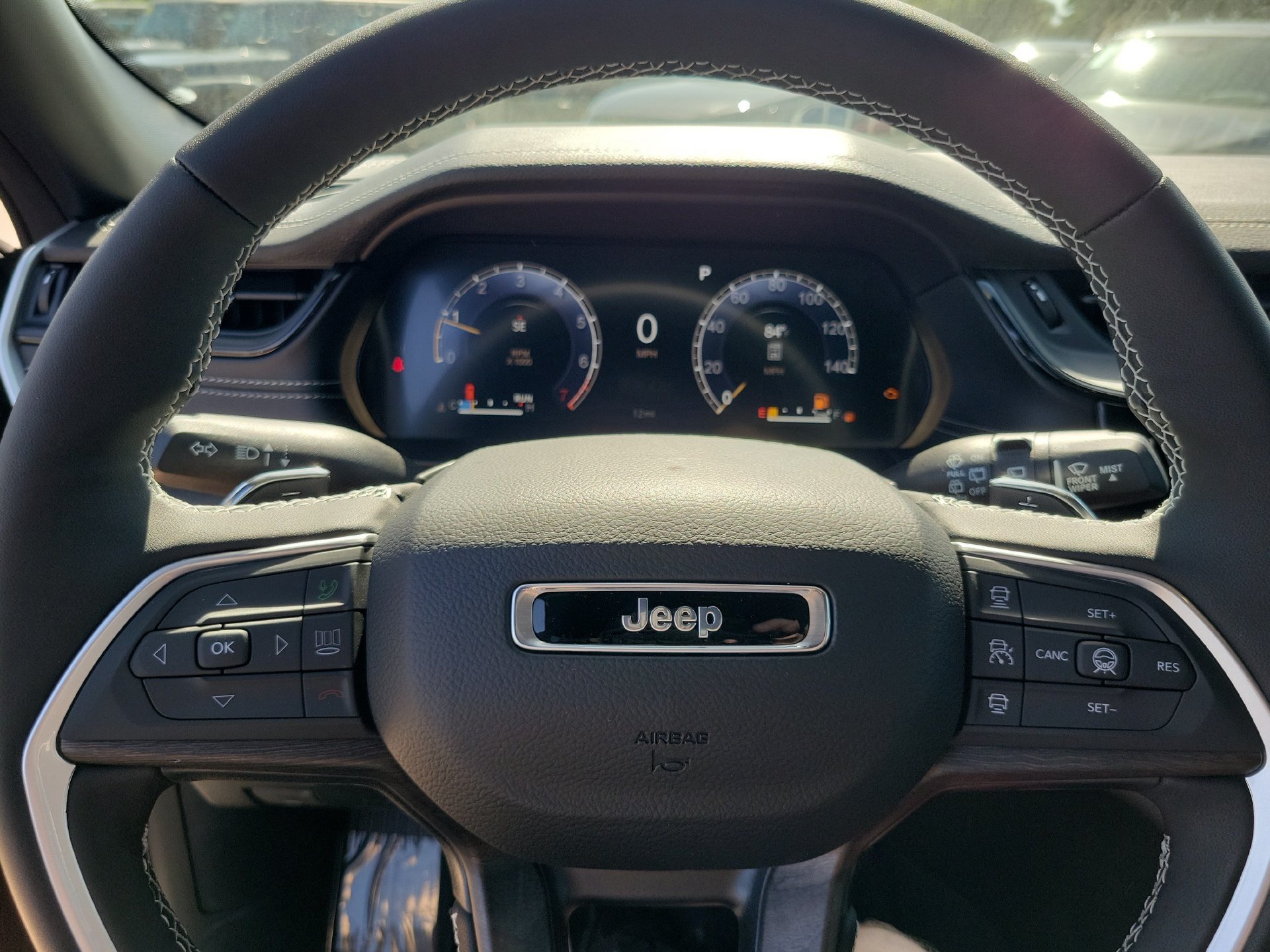 New 2027 High-Gloss Black Paint Jeep Limited image 8