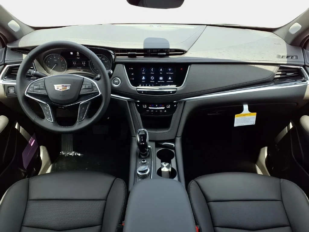 New 2026 Crystal White Tricoat Cadillac Premium Luxury image 14