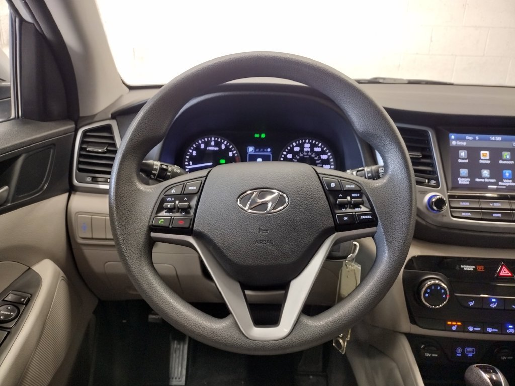 Used 2018 Silver Hyundai SEL image 33