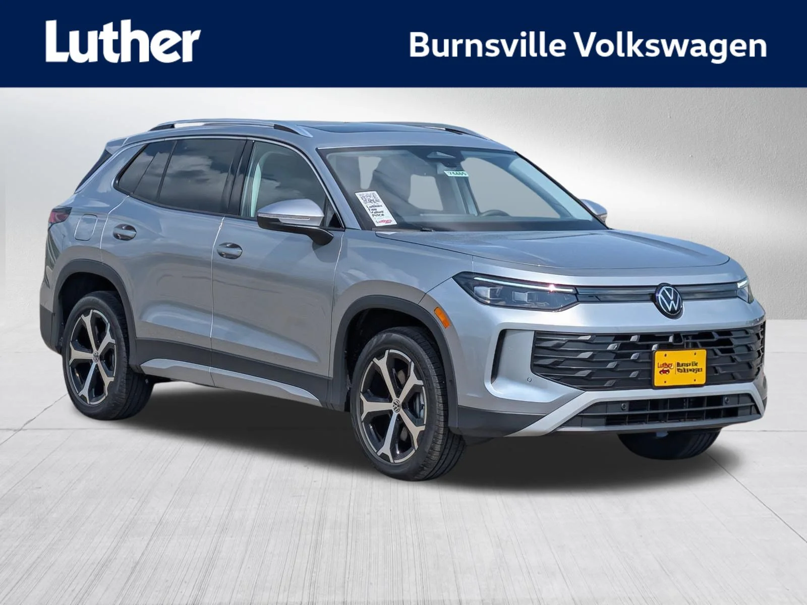 New 2026 Pyrite Silver Metallic Volkswagen SE image 1