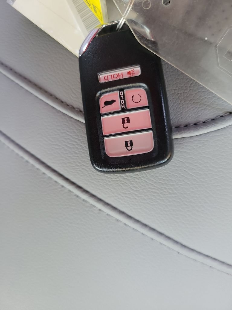 Used 2021  Honda EX-L image 37