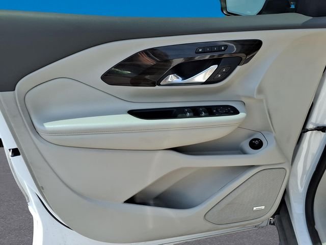 Used 2019 White GMC Denali image 19
