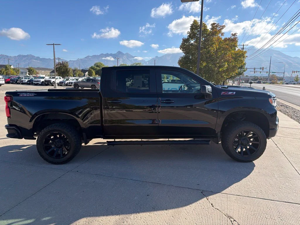 Used 2024 Black Chevrolet LT Trail Boss image 4