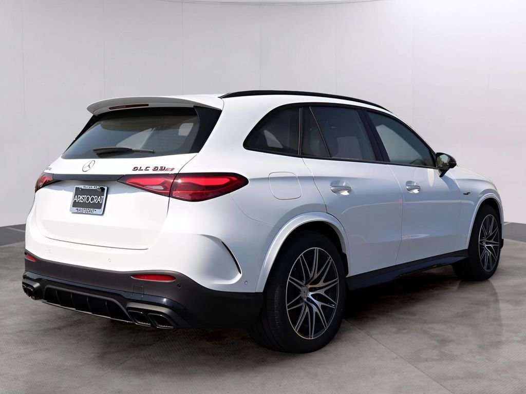 2025 Mercedes-Benz GLC AMG GLC63 S - Photo 9