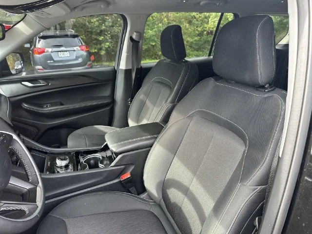 Used 2023 Black Jeep Laredo image 22