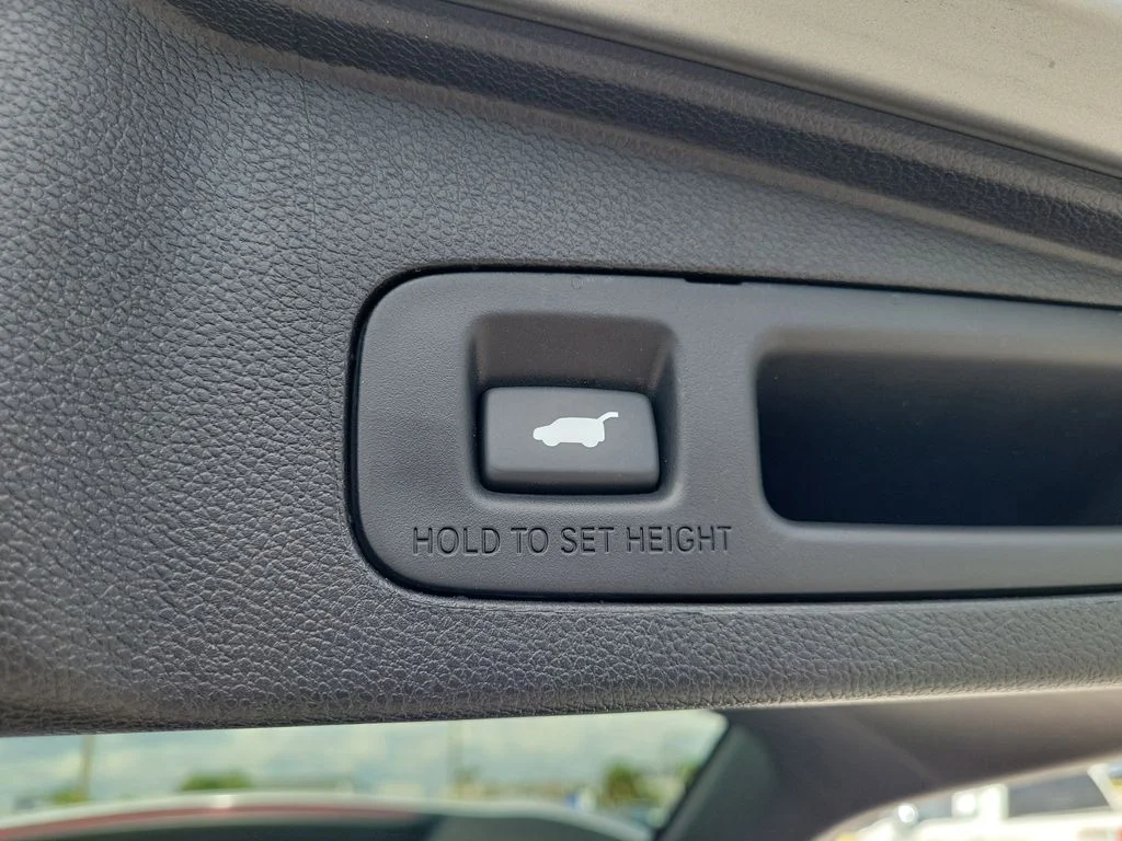 Certified Used 2022  Honda Touring image 12