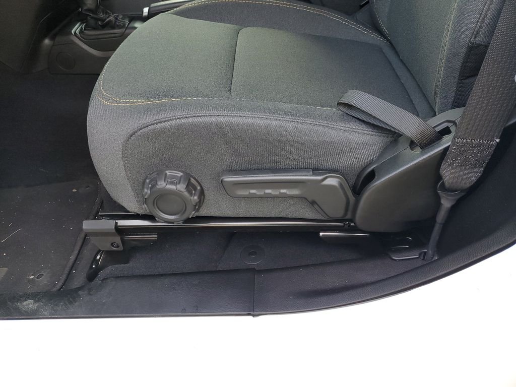 Used 2025 White Jeep Sport S image 12