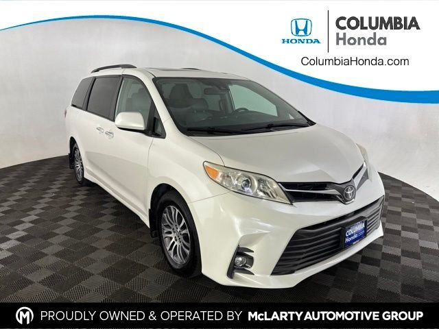 2019 Toyota Sienna XLE