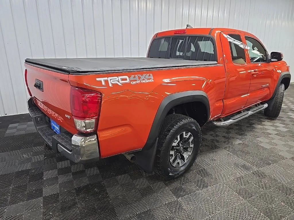Used 2017 Red Toyota TRD Off-Road image 10