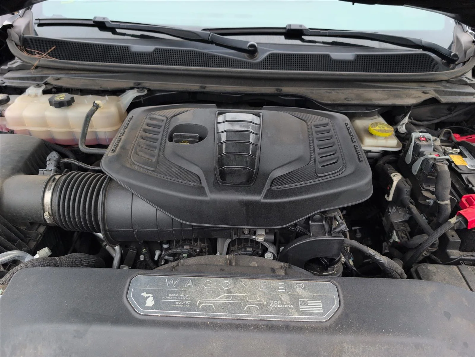 Used 2024 Diamond Black Crystal Pearlcoat Jeep Series II image 10