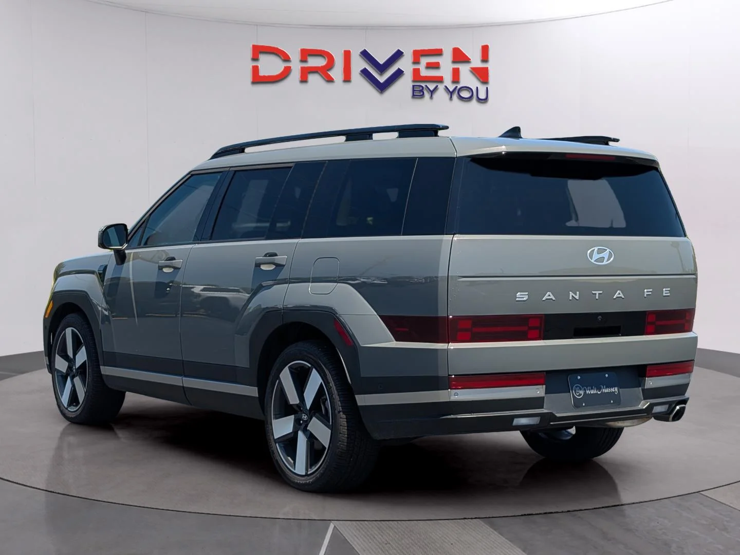 Used 2025 Hampton Gray Hyundai Limited image 3