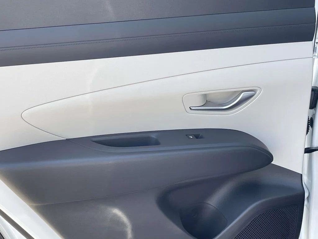 New 2026 White Hyundai SEL image 10