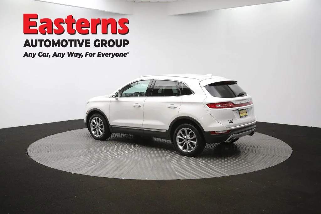 Used 2019 White Lincoln Select image 62