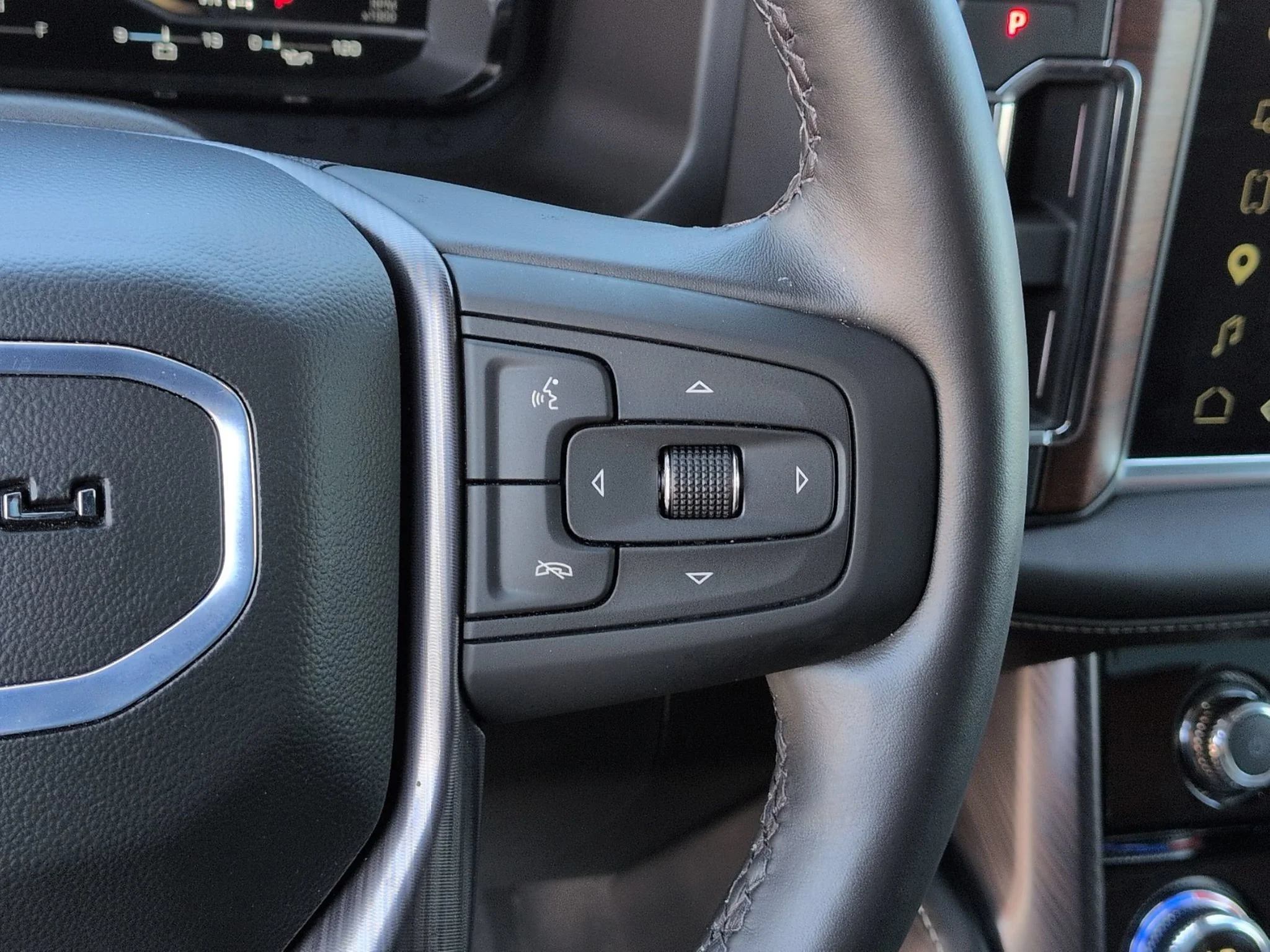 Used 2024 ONYX BLACK GMC Denali Ultimate image 18