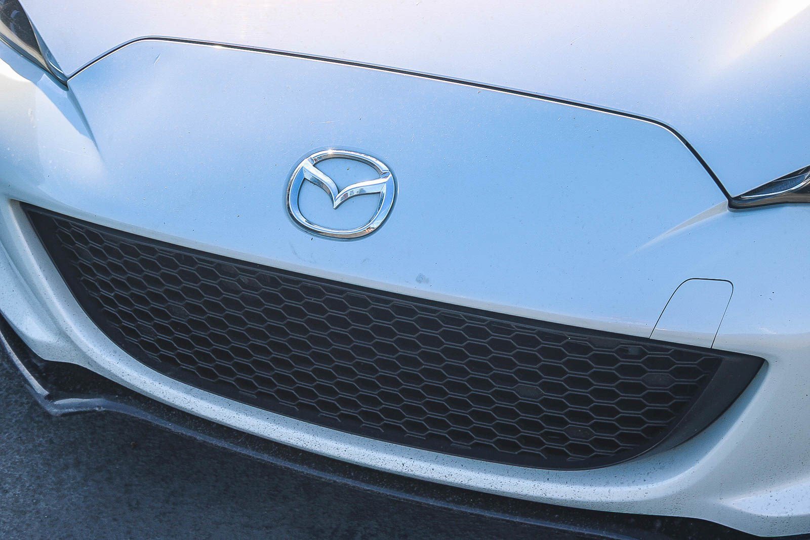 Used 2016 Ceramic Metallic Mazda Club image 6