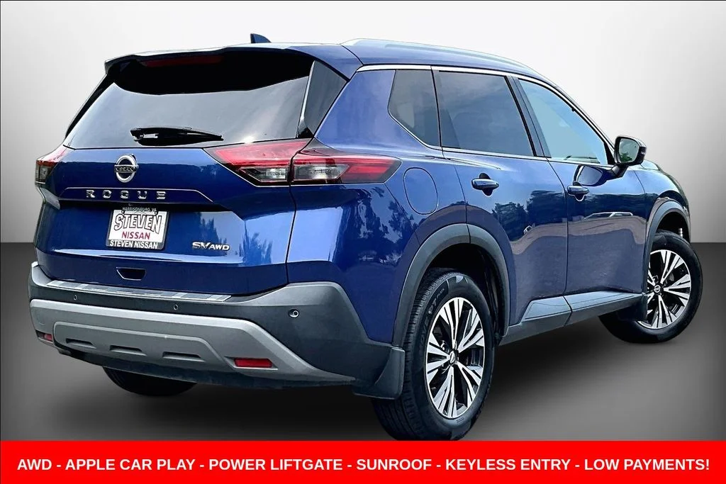 Used 2021 Blue Nissan SV image 6