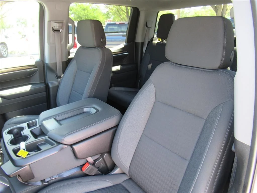 Used 2024 Gray Chevrolet LT image 17