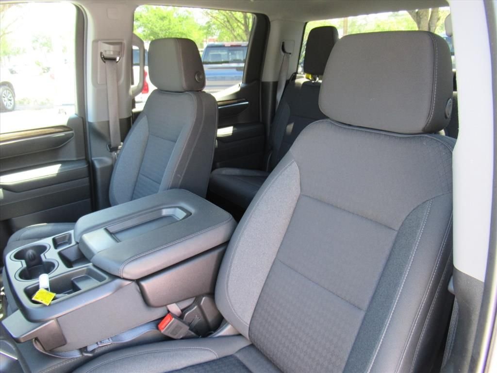 Used 2024 Gray Chevrolet LT image 17