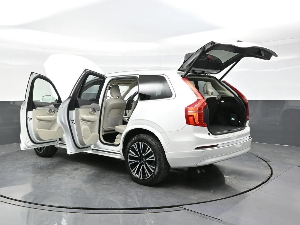 Certified Used 2025 Crystal White Volvo Plus image 47