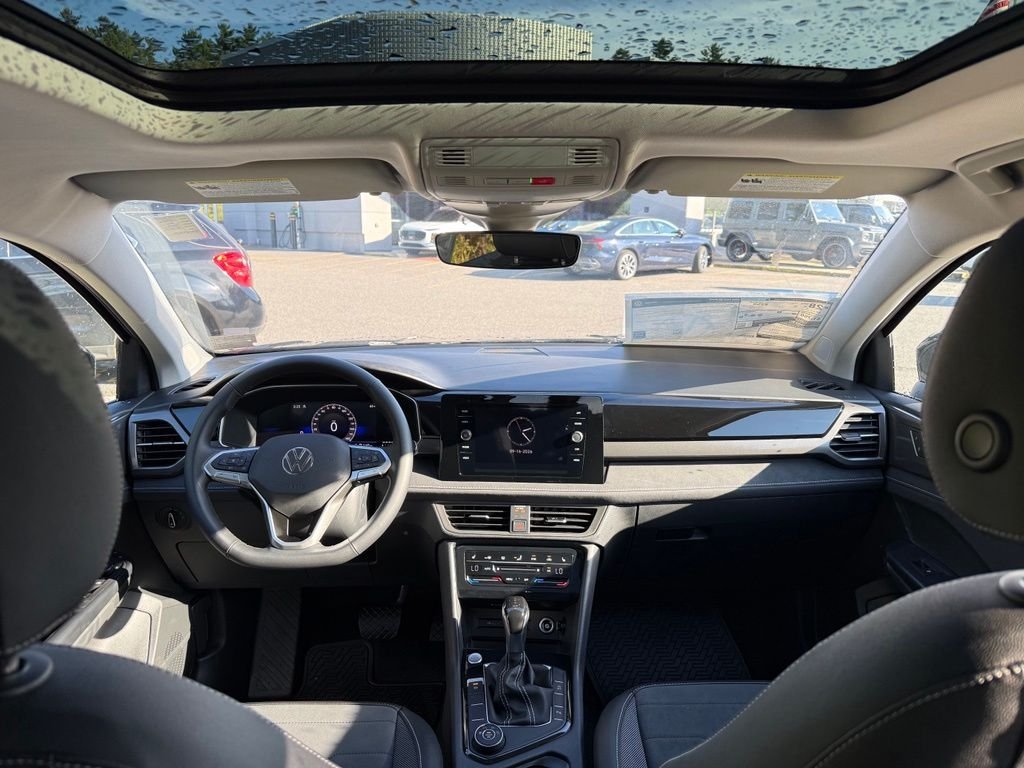 New 2026 Black Volkswagen 1.5T SE Black image 31