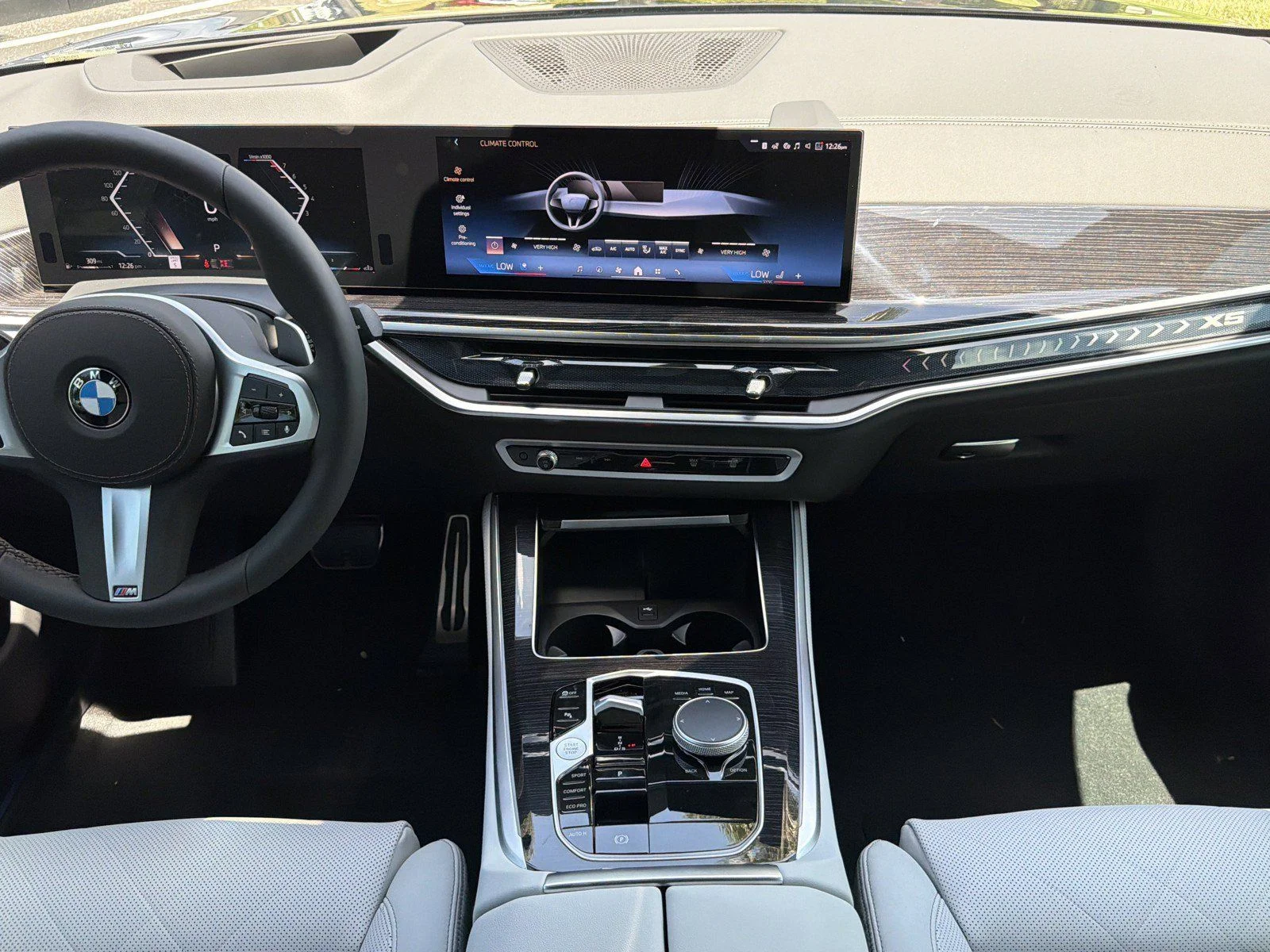 New 2026 Black Sapphire Metallic BMW sDrive40i image 18