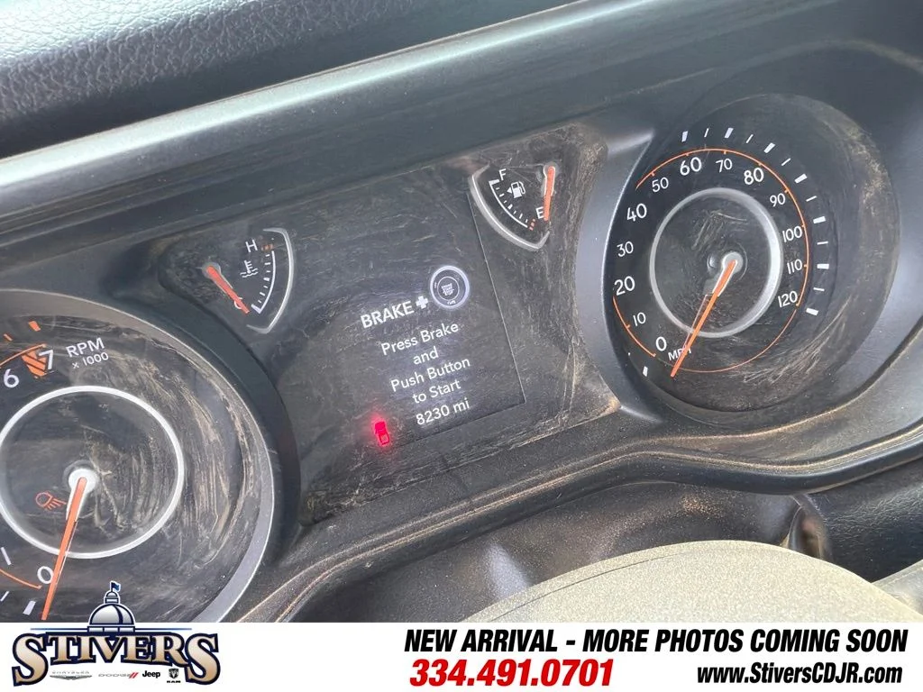 Used 2025 Gray Jeep Nighthawk image 8