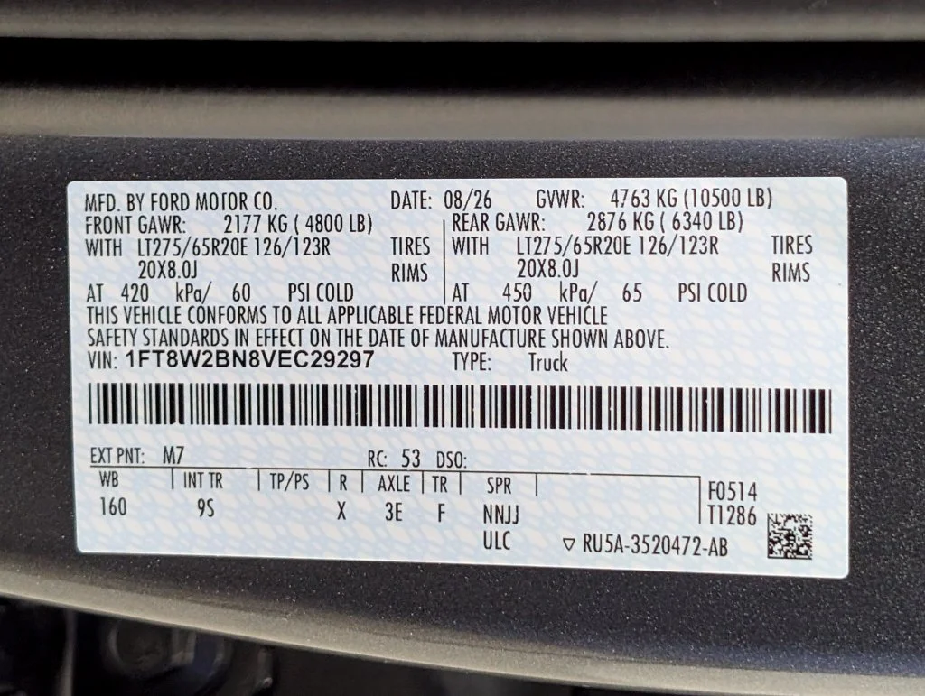 New 2027 Carbonized Gray Metallic Ford F-250® XLT image 32