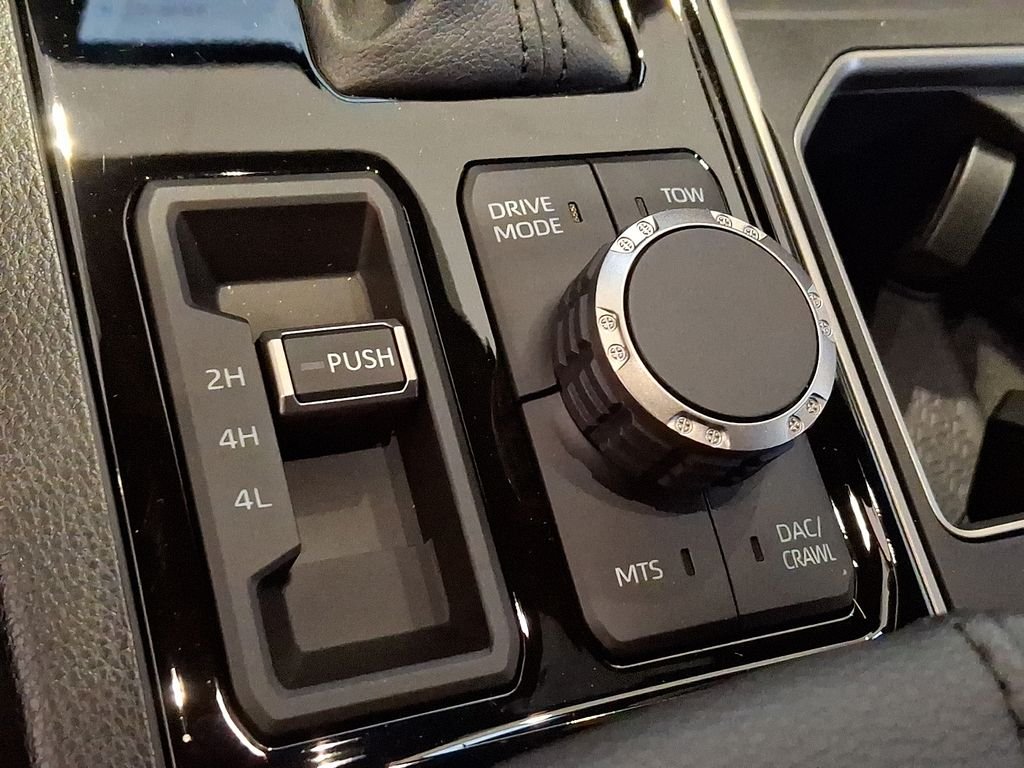 2026 Toyota Tundra SR5 - Photo 17