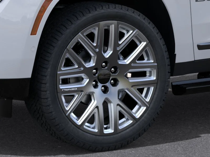 New 2026 GLACIER WHITE TRICOAT GMC Denali Ultimate image 9