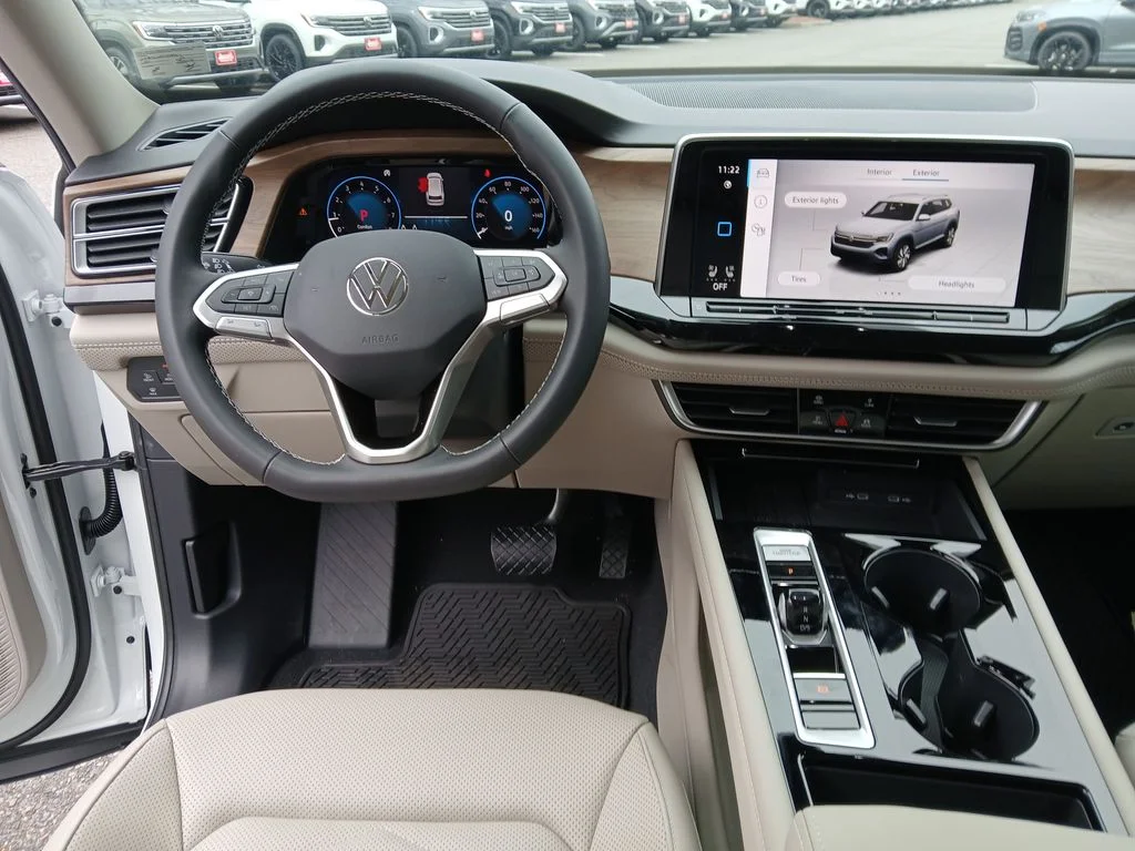 New 2026 White Volkswagen SE w/Technology image 13