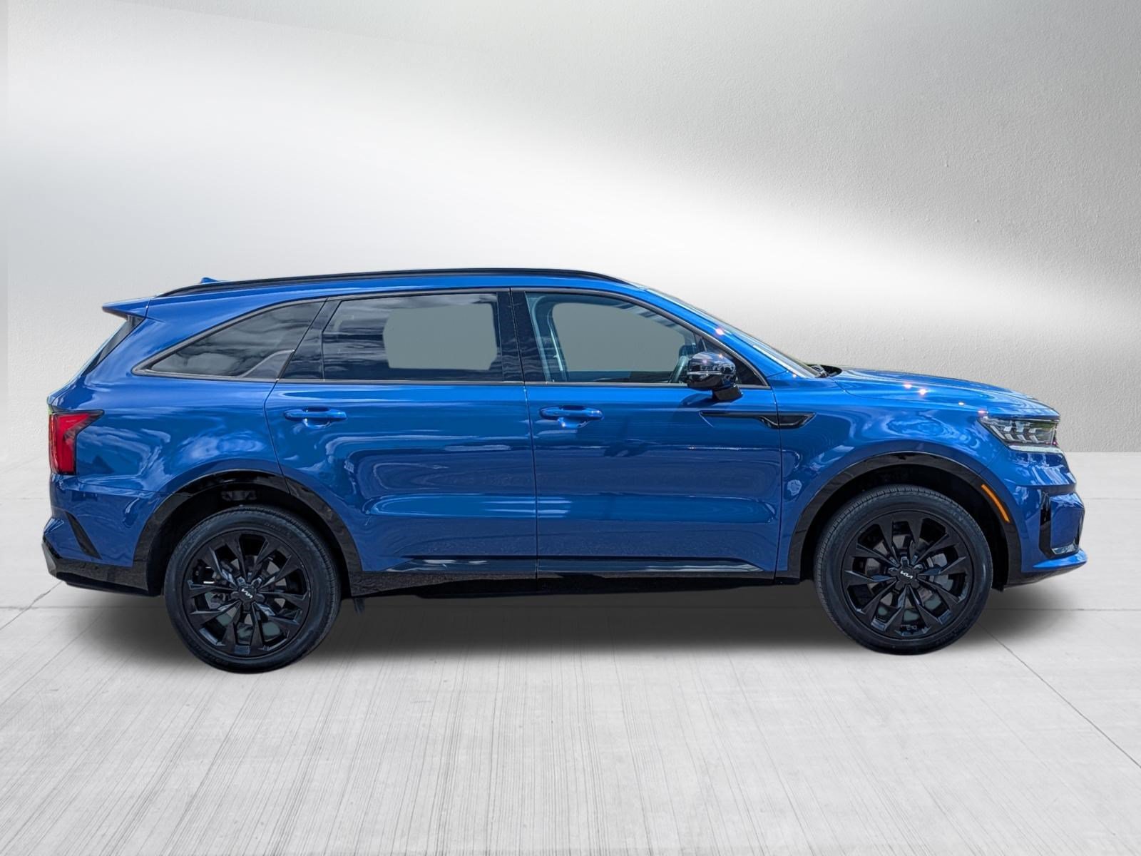 Certified Used 2023 Sapphire Blue Kia SX image 8