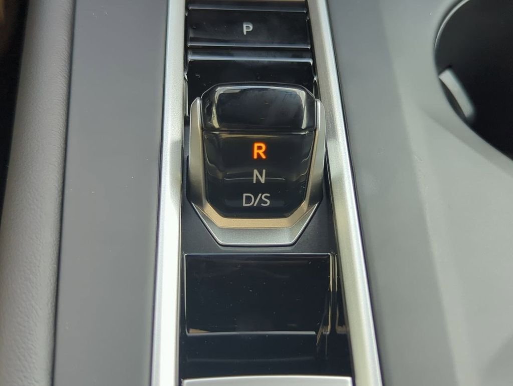 2026 Volkswagen Atlas Cross Sport SE - Photo 14