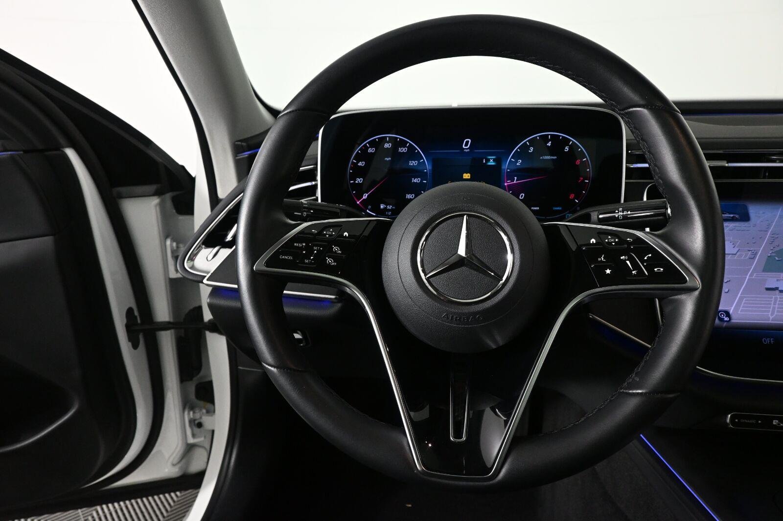 Certified Used 2025 Polar White Mercedes-Benz E 350 image 2