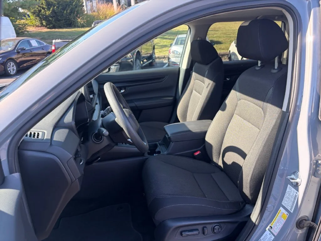 2026 Honda CR-V EX - Photo 17
