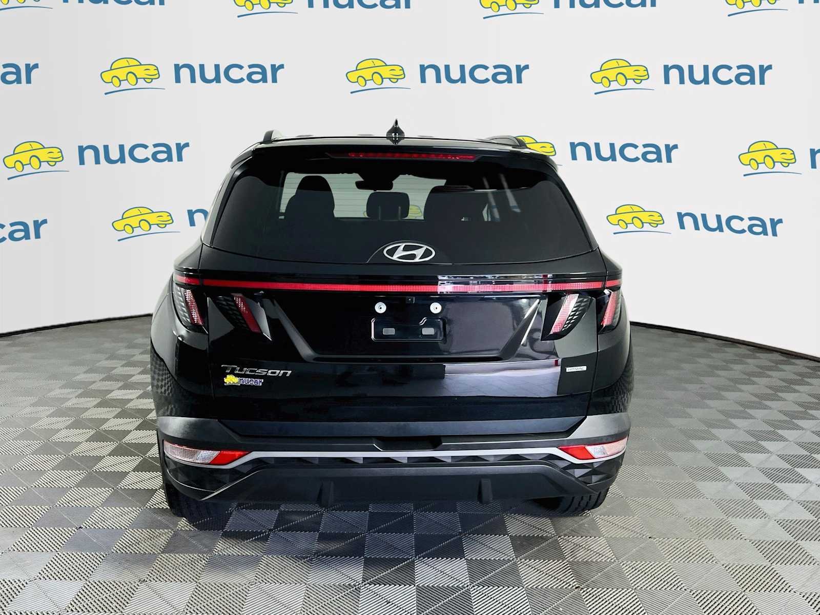Used 2022 Phantom Black Hyundai SEL image 6