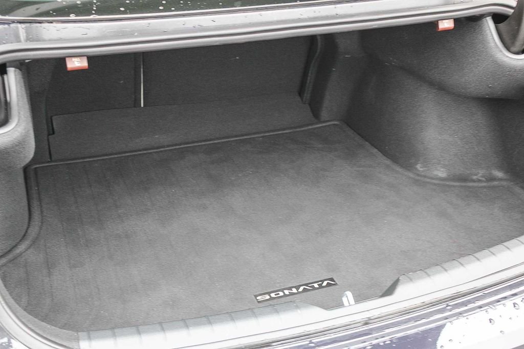 Certified Used 2025 Blue Hyundai SEL image 27