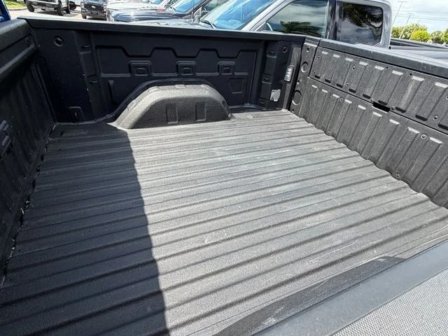 2023 GMC Sierra 1500 AT4 - Photo 10