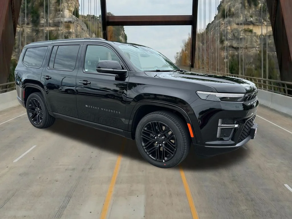 New 2026 High Gloss Black Exterior Paint Jeep Limited Reserve image 1