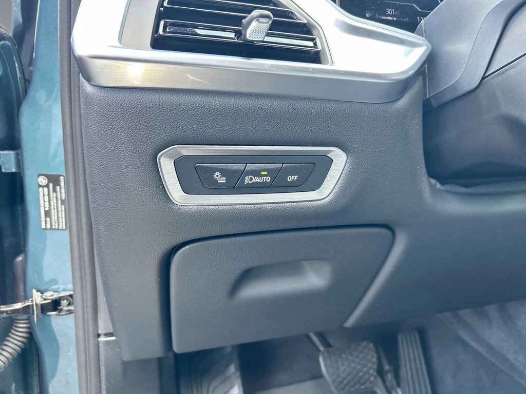 Certified Used 2025 Blue BMW xDrive40i image 39