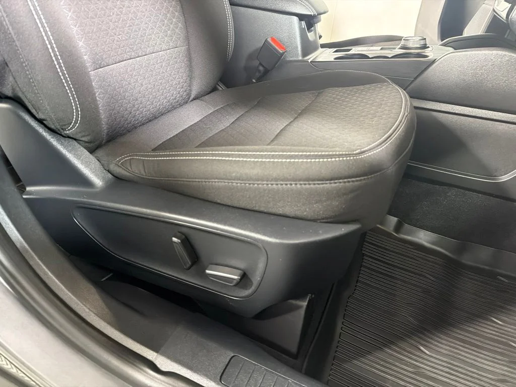 Used 2024 Gray Ford Active image 24