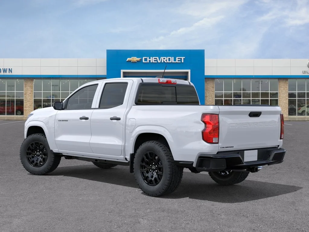 New 2026 Summit White Chevrolet WT image 3