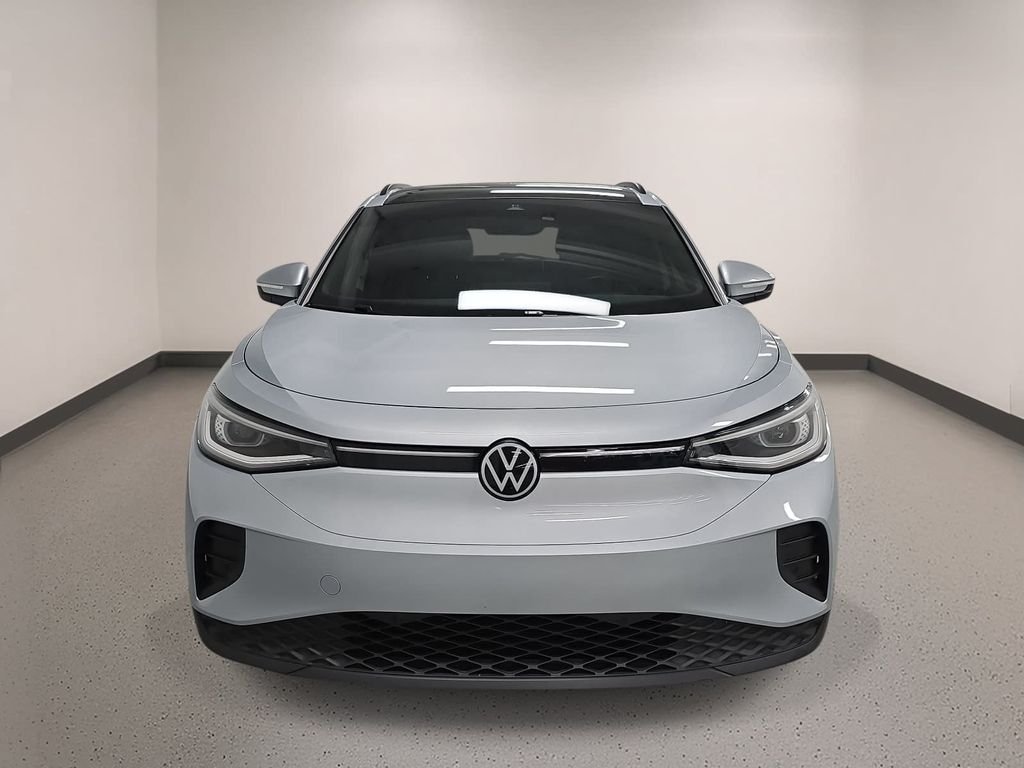 Used 2021 Silver Volkswagen Pro S image 9
