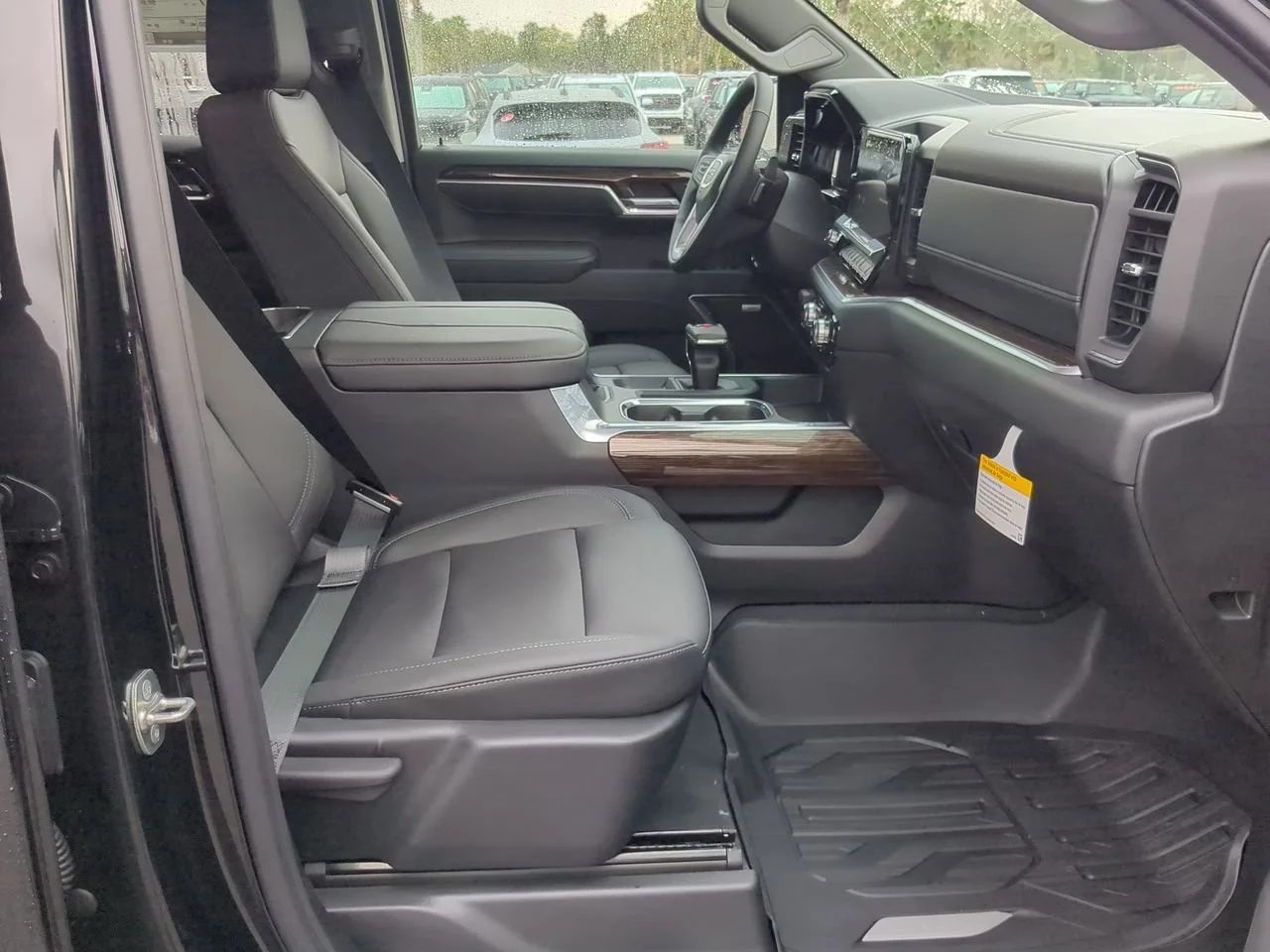 New 2026 Onyx Black GMC Elevation image 27
