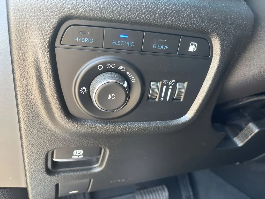 Used 2022 Baltic Gray Metallic Clearcoat Jeep 4xe image 15