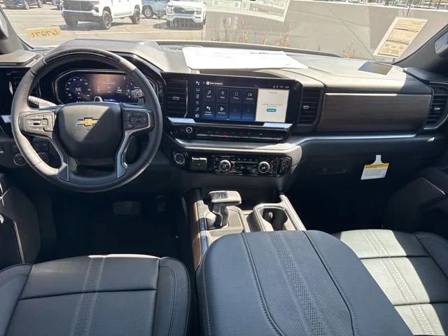 New 2026 Black Chevrolet High Country image 27
