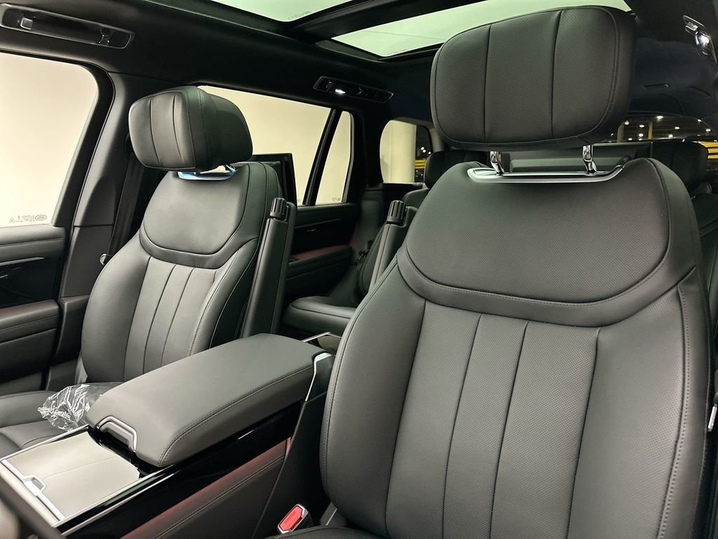 New 2026 Santorini Black Land Rover Autobiography image 19