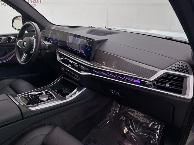 Used 2026 Gray Metallic BMW M60i image 31