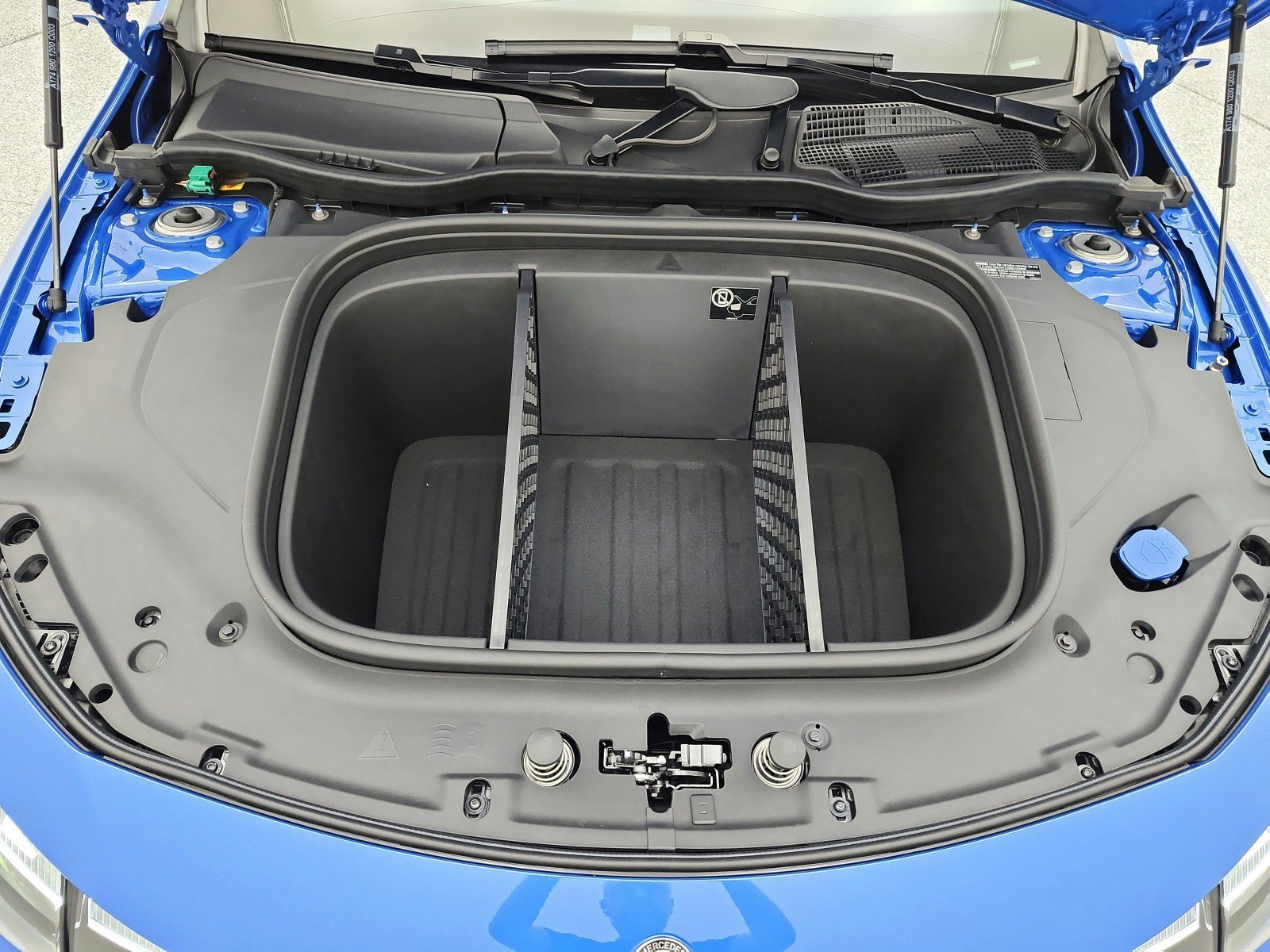 New 2027 Sky Blue Metallic Mercedes-Benz CLA 350 Electric image 33