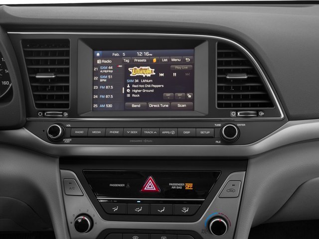 Used 2017 Scarlet Red Hyundai SE image 13